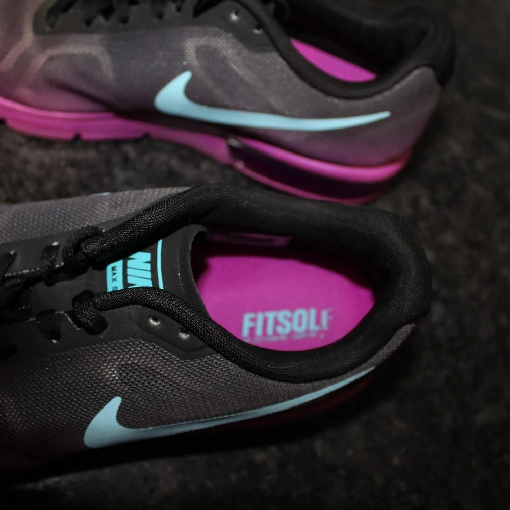 Nike Air Max Sequent 9 EUC - Picture 4 of 7